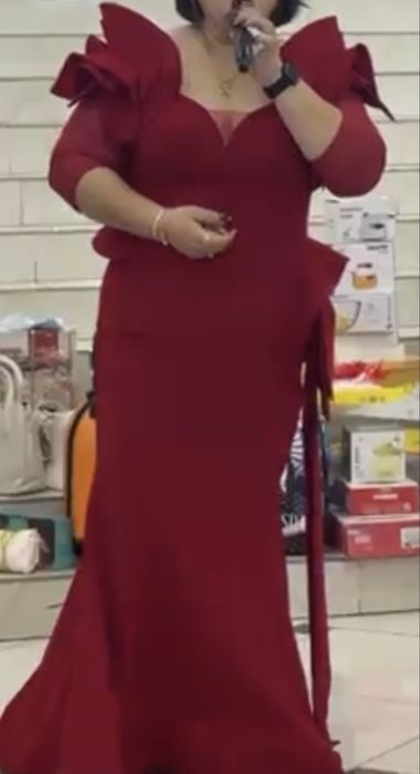 Срочно продам эксклюзив платье