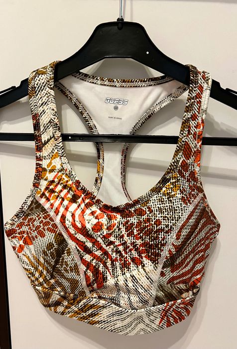 Guess- Спортно бюстие