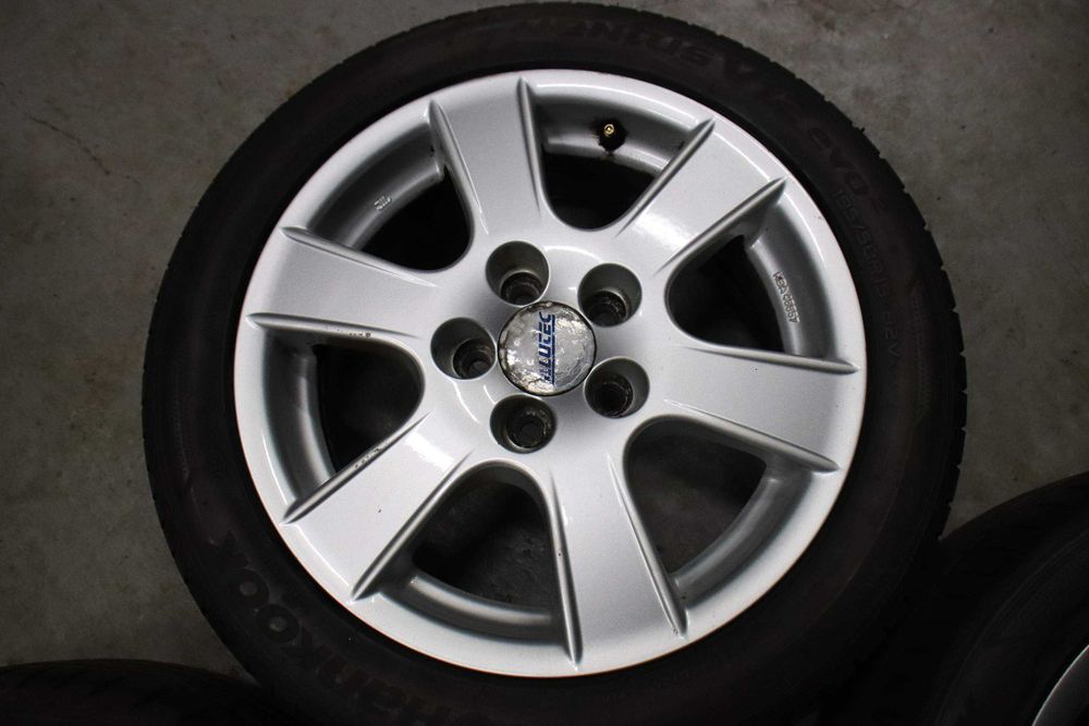 jante Alutec 15 inch 5x100 VW Polo Skoda Fabia Seat Ibiza cu 195 50 15