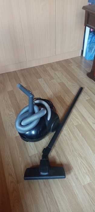 Работещи прахосмукачки - 30 лв. за брой