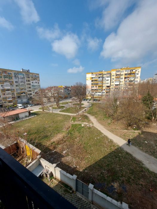 Дава се под наем Двустаен апартамент в Варна, Автогара - 70 кв.м за 459 € - Снимка #5