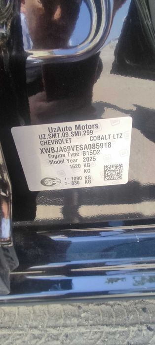 Cobalt midnight qora 2025 yil 2350 km yurgan