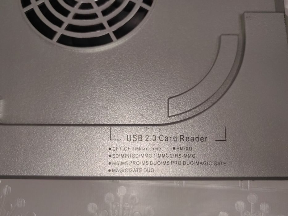 Suport și cooler laptop