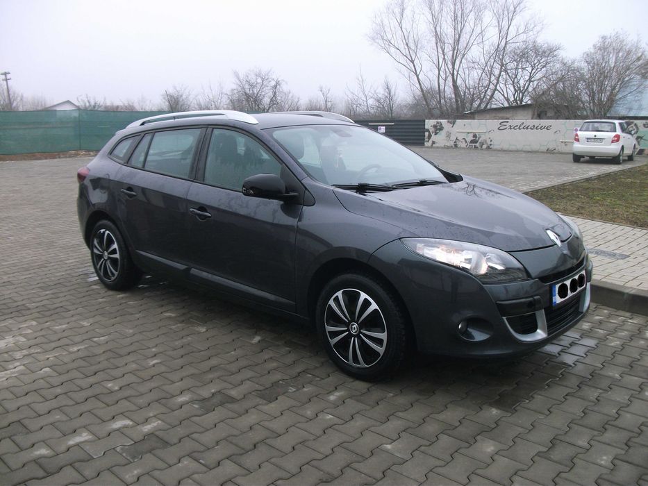 HYUNDAI Elantra 2015 — imagine 2