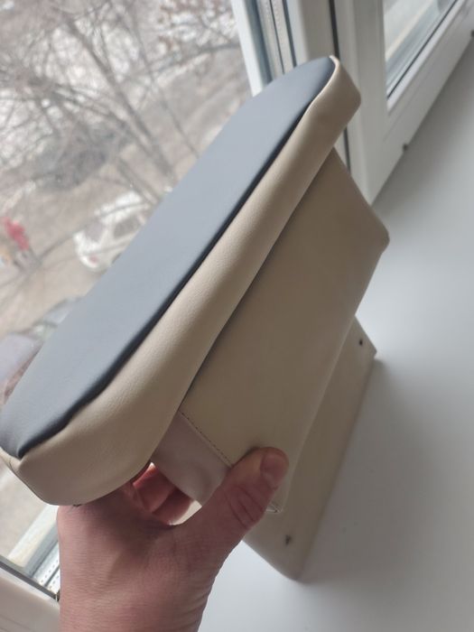 Продам подлокотник для газели