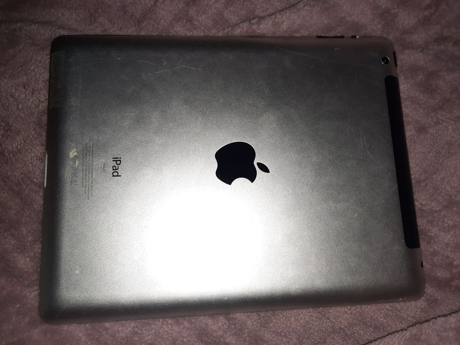 Продаеться ipad MD368RS