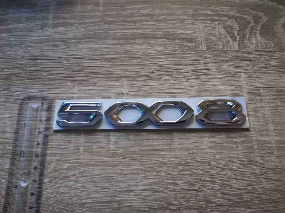 Емблема надпис лого Пежо Peugeot 5008 нов стил