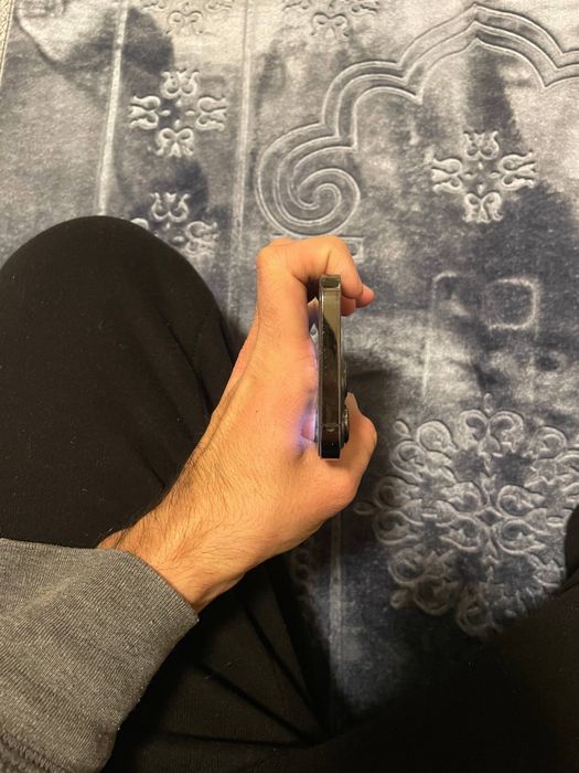 Iphonr 13 pro срочно