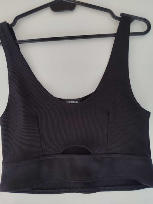 Спортен crop-top