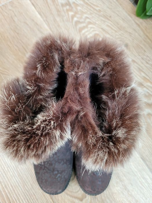 Продам детские сапоги для девочкики