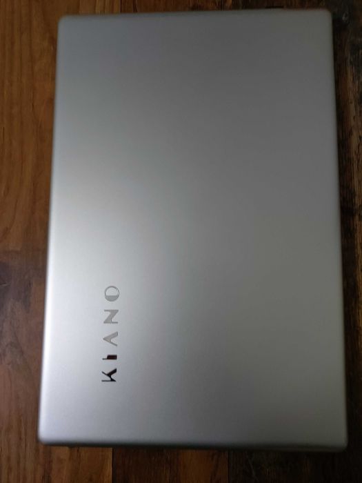 Laptop Kiano Slimnote
