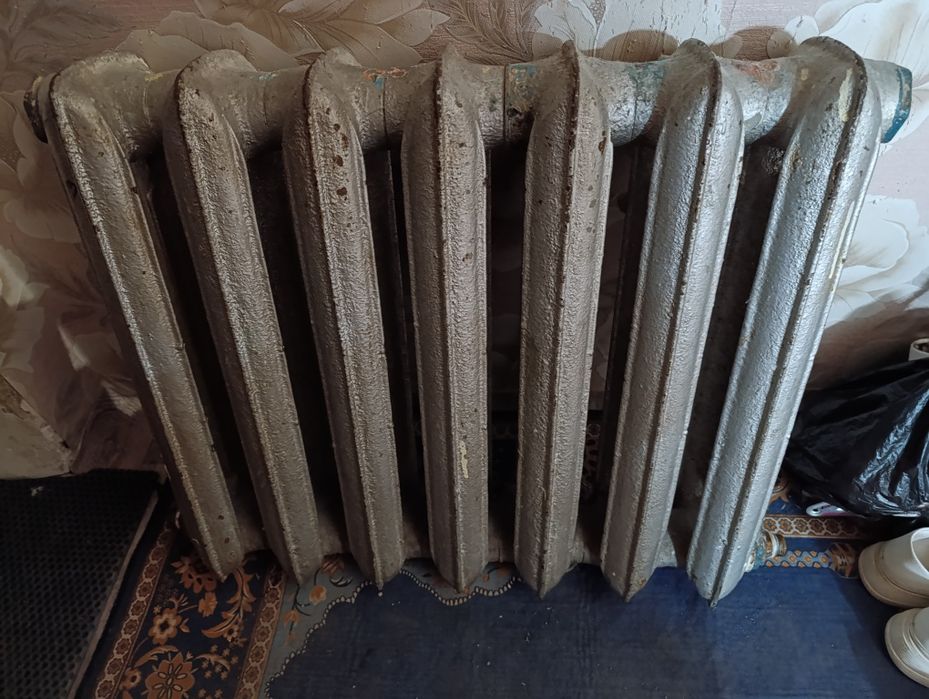 Продам Батарея  б/у