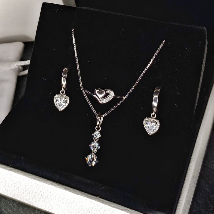 Серебряные серьги, цепочка, кулон, кольцо, набор в подарок 925 проба