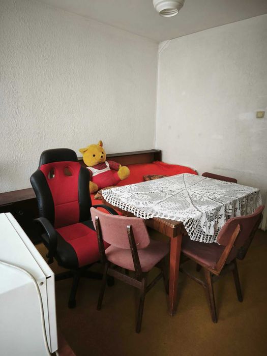 Четиристаен апартамент Цветен квартал, Варна