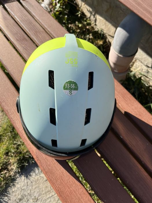 Каска за ски- детска