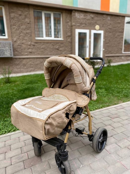 Польская коляска- трансформер от Adamex