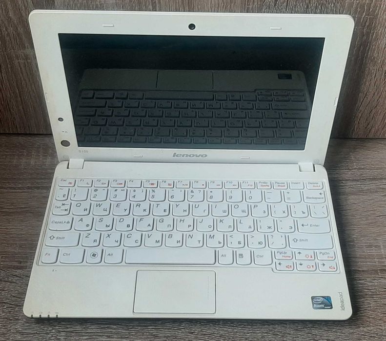 Нетбук Lenovo S100
