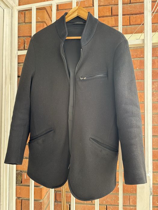 Мъжки черен блейзър Armani, размер 54