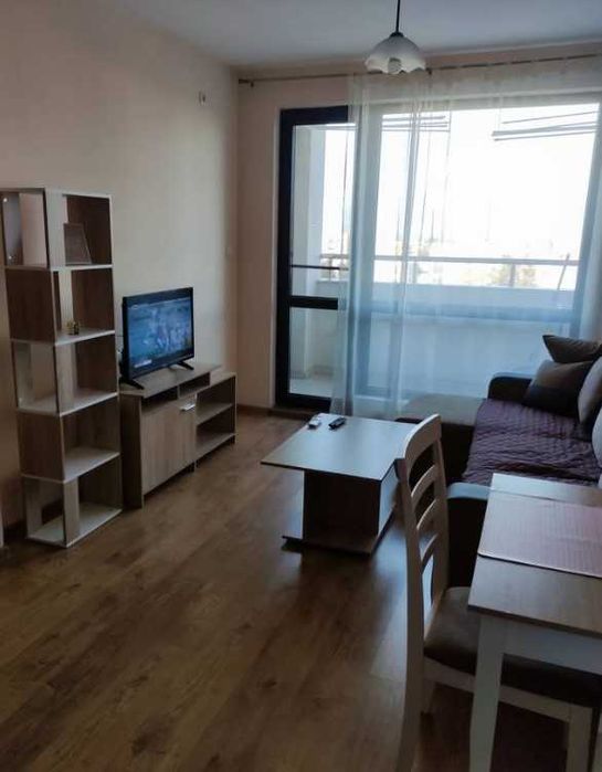 Дава се под наем Двустаен апартамент в Пловдив, Младежки Хълм - 50 кв.м за 318.75 € - Снимка #1