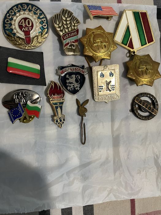 Значки различни видове