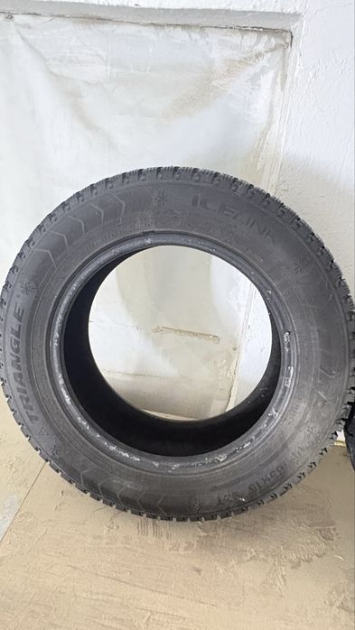 Зимние шины 195/65/15