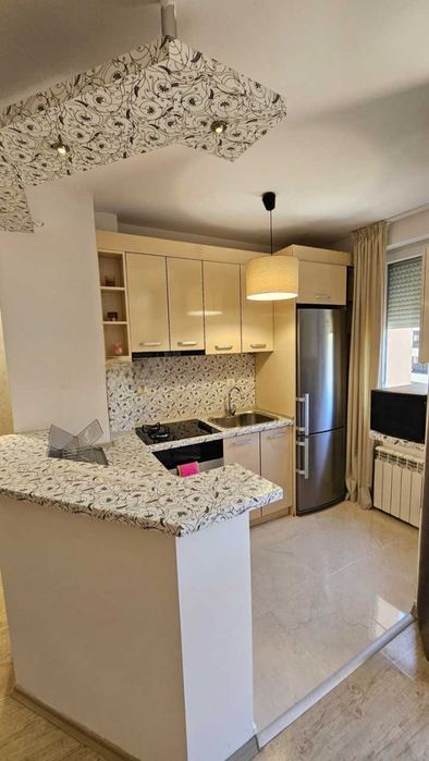 Дава се под наем Двустаен апартамент в София, Бъкстон - 87 кв.м за 718.08 € - Снимка #3