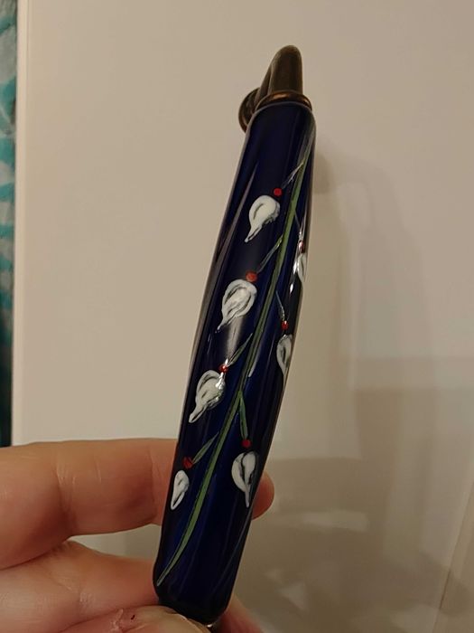 13 броя нови порцеланови дръжки