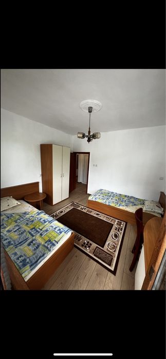 Дава се под наем Тристаен апартамент в Троян - 72 кв.м за 280.5 € - Снимка #2