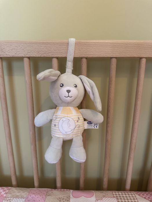 Lampă muzicală iepure Chicco