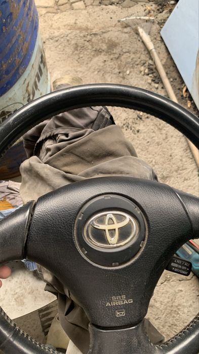 Продам руль toyota