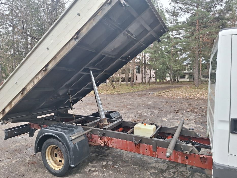 Vand iveco daily basculabil 3 lateral