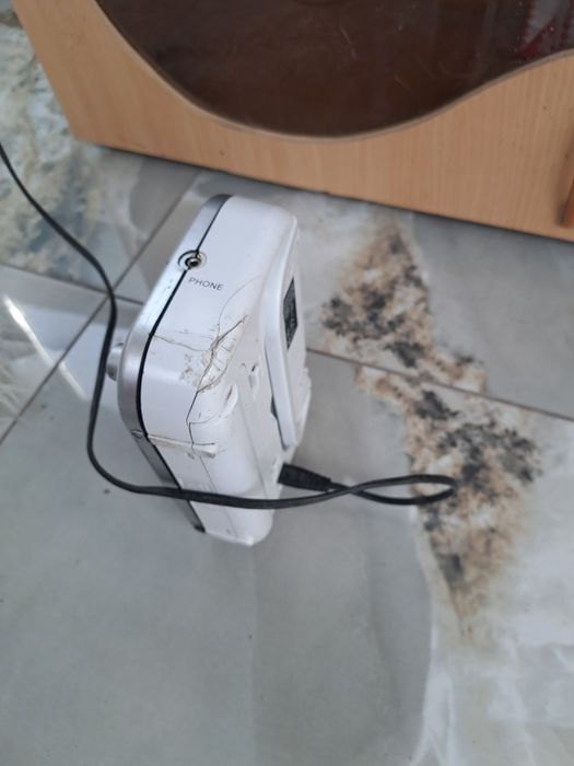 Vind radio Akai cu doua lungimi de unda