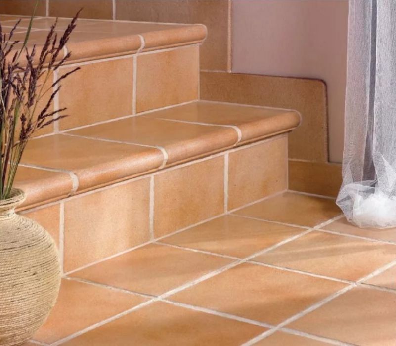 Vega camel. Отделка ступеней плиткой. Клинкерные ступени для лестницы. Exagres rod. Отделка ступеней плиткой.