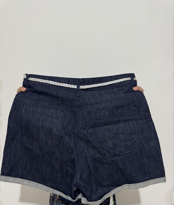 Джинсовые шорты