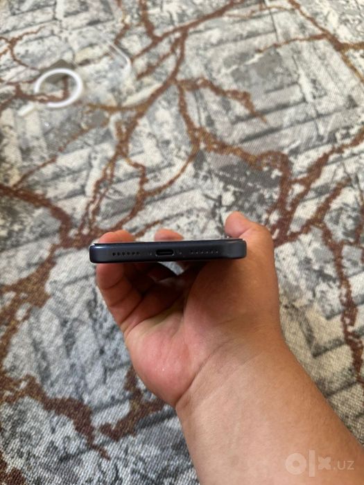 Apple 17 pro max xolati yaxshi eSIM 256