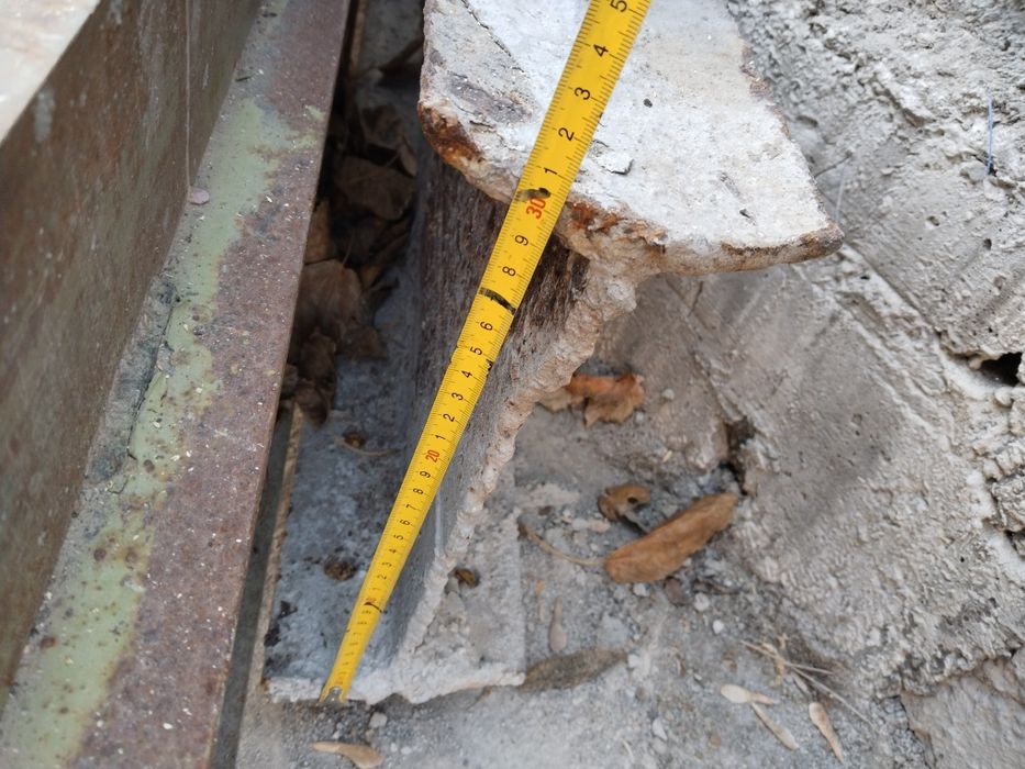 Двухтавр б/у ширина 30 см.