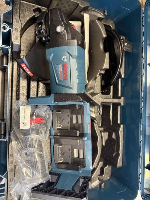 Ъглошлайф 230 мм Bosch exws18v2-230p