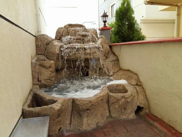 Декоративный  скала из искусственного камня