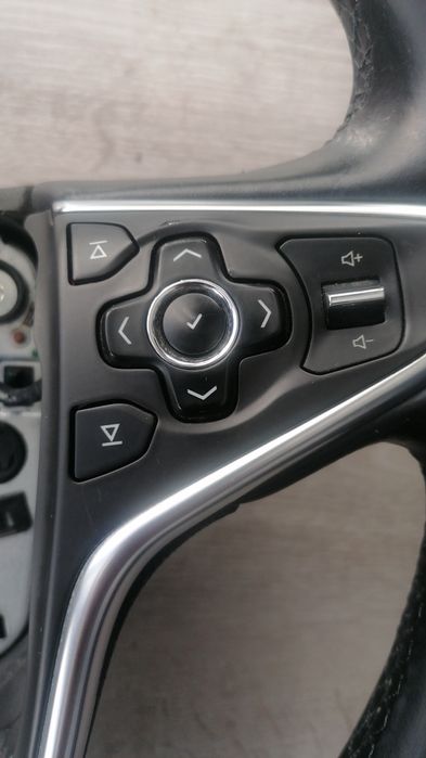 Volan Opel  Insignia