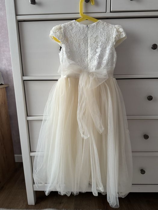 Платье на девочку