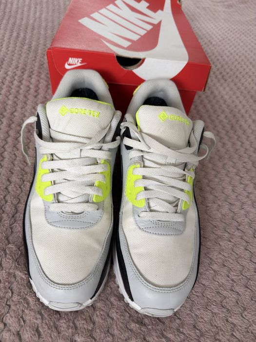 Vând Nike Air Max 90 GTX