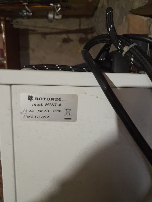 Stație de călcat profesională