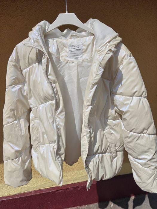 Jacheta fetite alb perlat