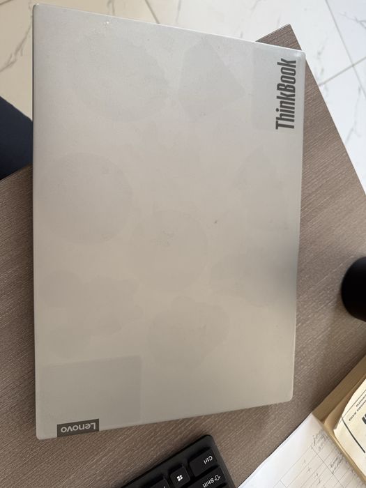 Бизнес ноутбук Lenovo