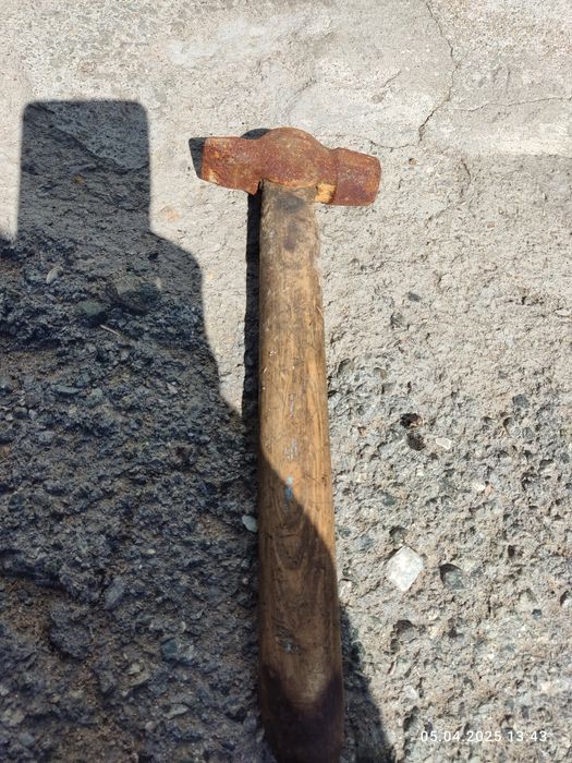 Молоток, совок для печки