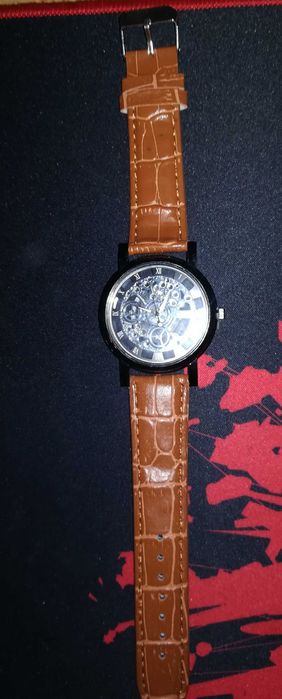 Мъжки часовник прозрачен циферблат