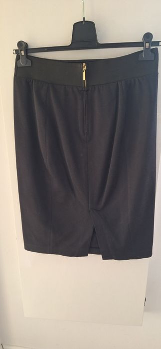 Черна офис пола Zara, L/M, до коляното, молив