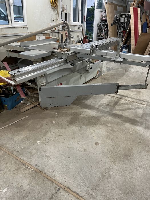 Vand circular cu incizor Sicar 3200 in stare de functionare, primul pr