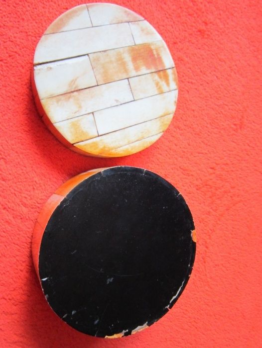 Cutie din lemn si os-Vintage, lucrata manual-un cadou inedit