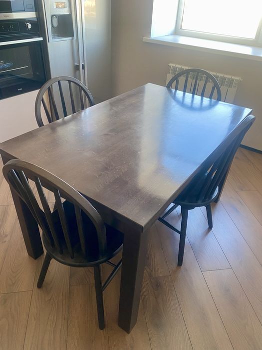 Стол кухонный со стульями